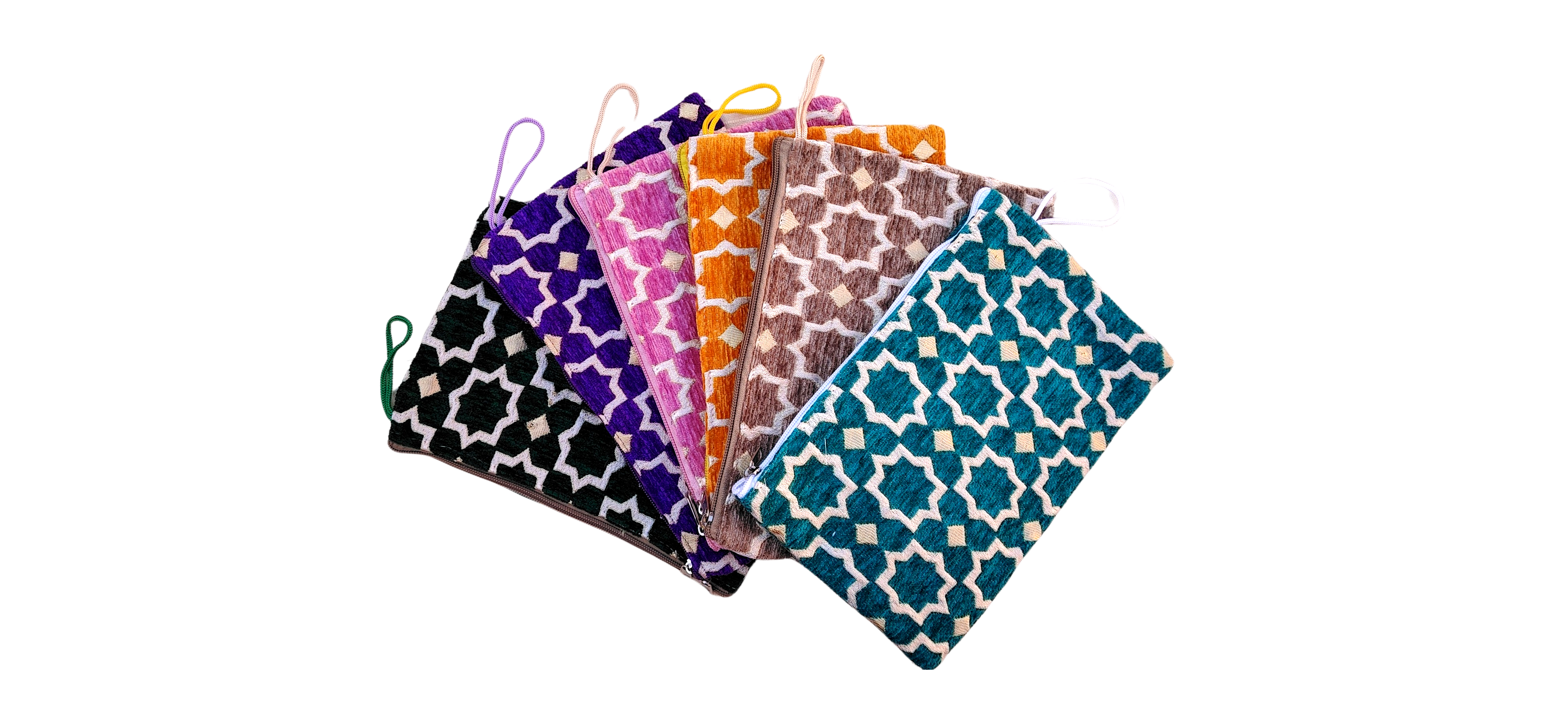 8b71a35e-e7d0-4bed-b22f-765e6f7650f1 pochette en tissu